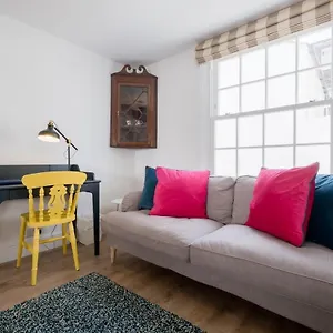  Holiday home Host & - Millfield United Kingdom